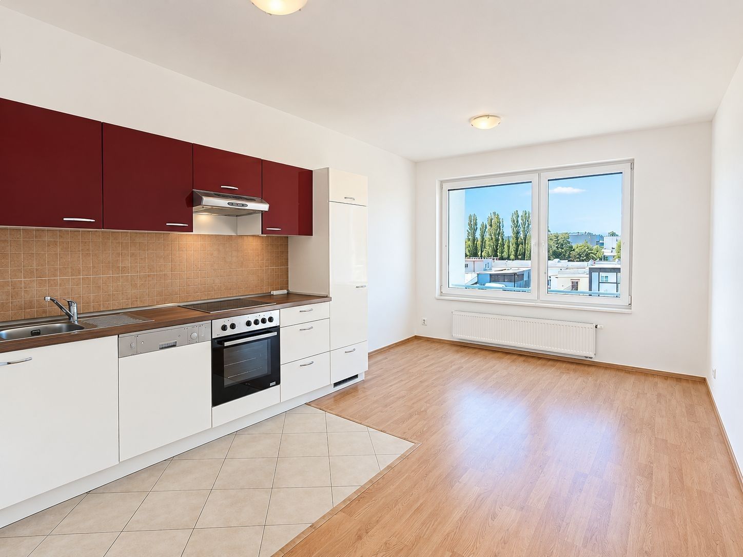 Pronájem byt 1+kk - Nademlejnská, Praha Hloubětín, 26 m² - 2