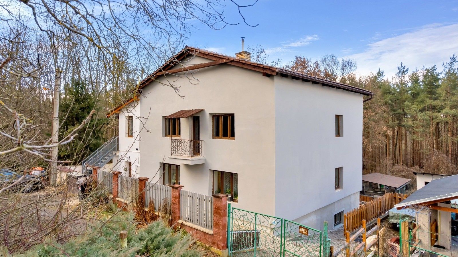 Rodinné domy, Hvozdnice 145, 246 m² - 1