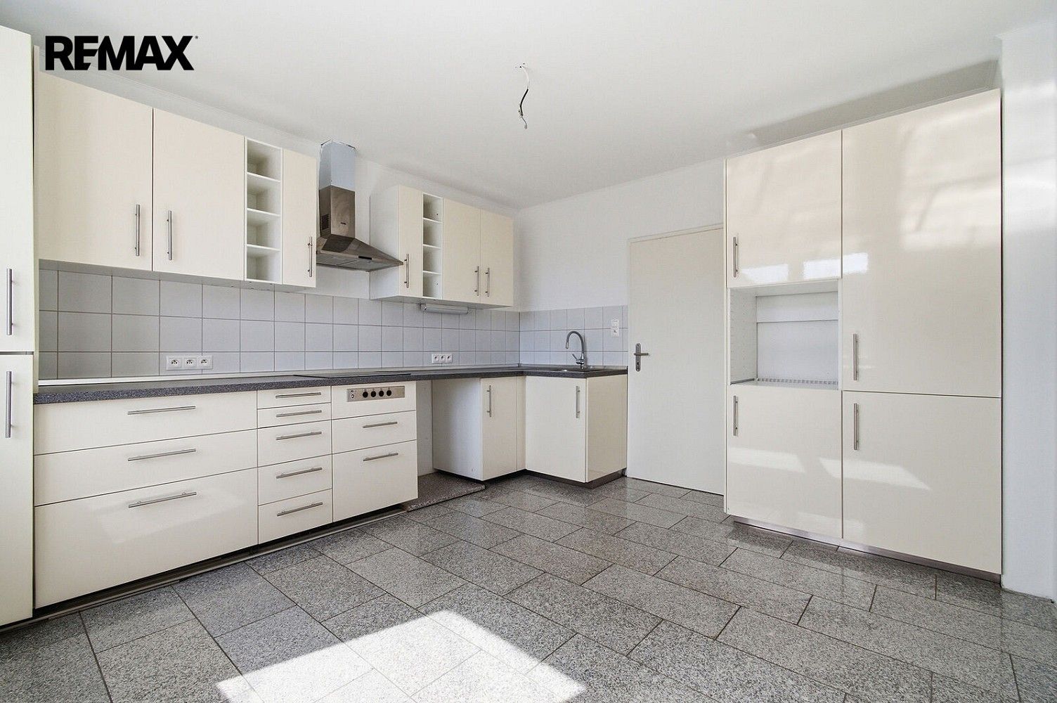 Rodinný dům · 250 m² · Kasejovice, okres Plzeň-jih - 3