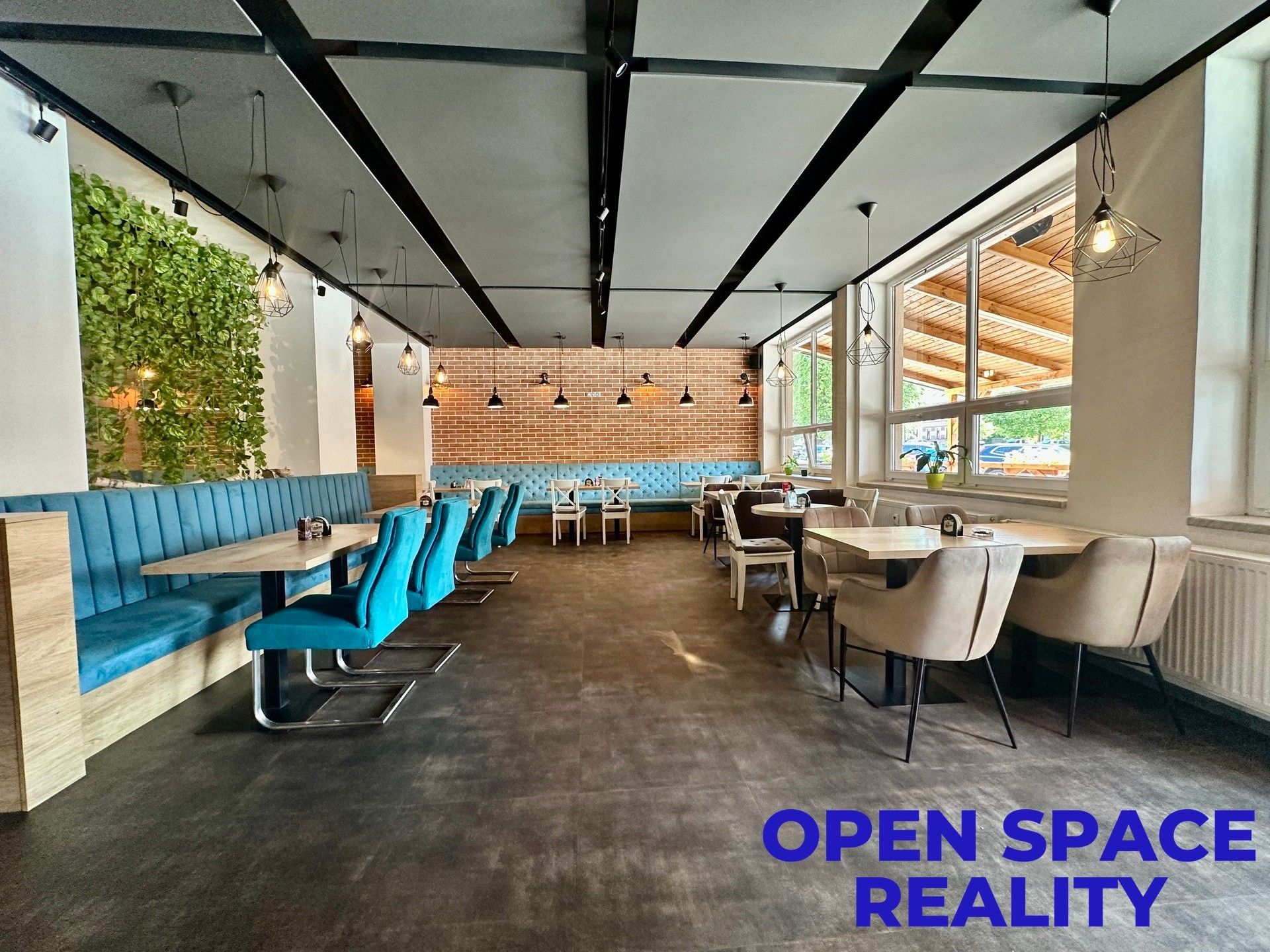 Restaurace, Chvalšiny, 370 m² - 2