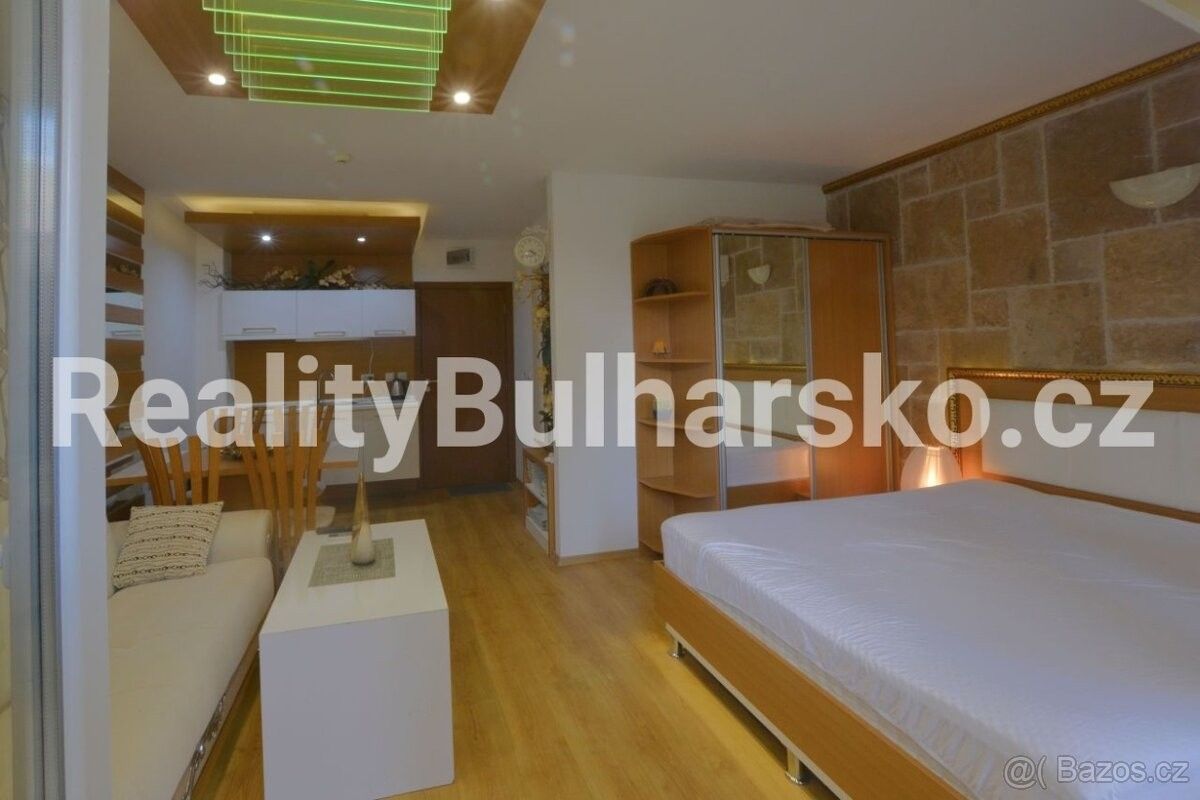 Prodej byt - 987 66, Zahraničí