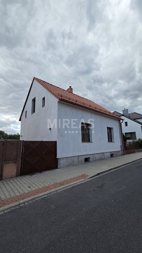Rodinné domy, Nymburk, Středočeský kraj, 150 m² - 1