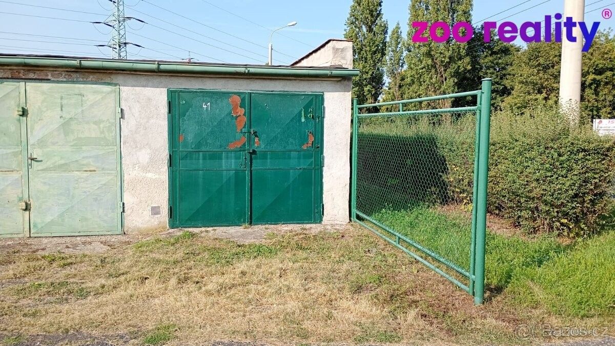 Garáže, Chomutov, 430 01