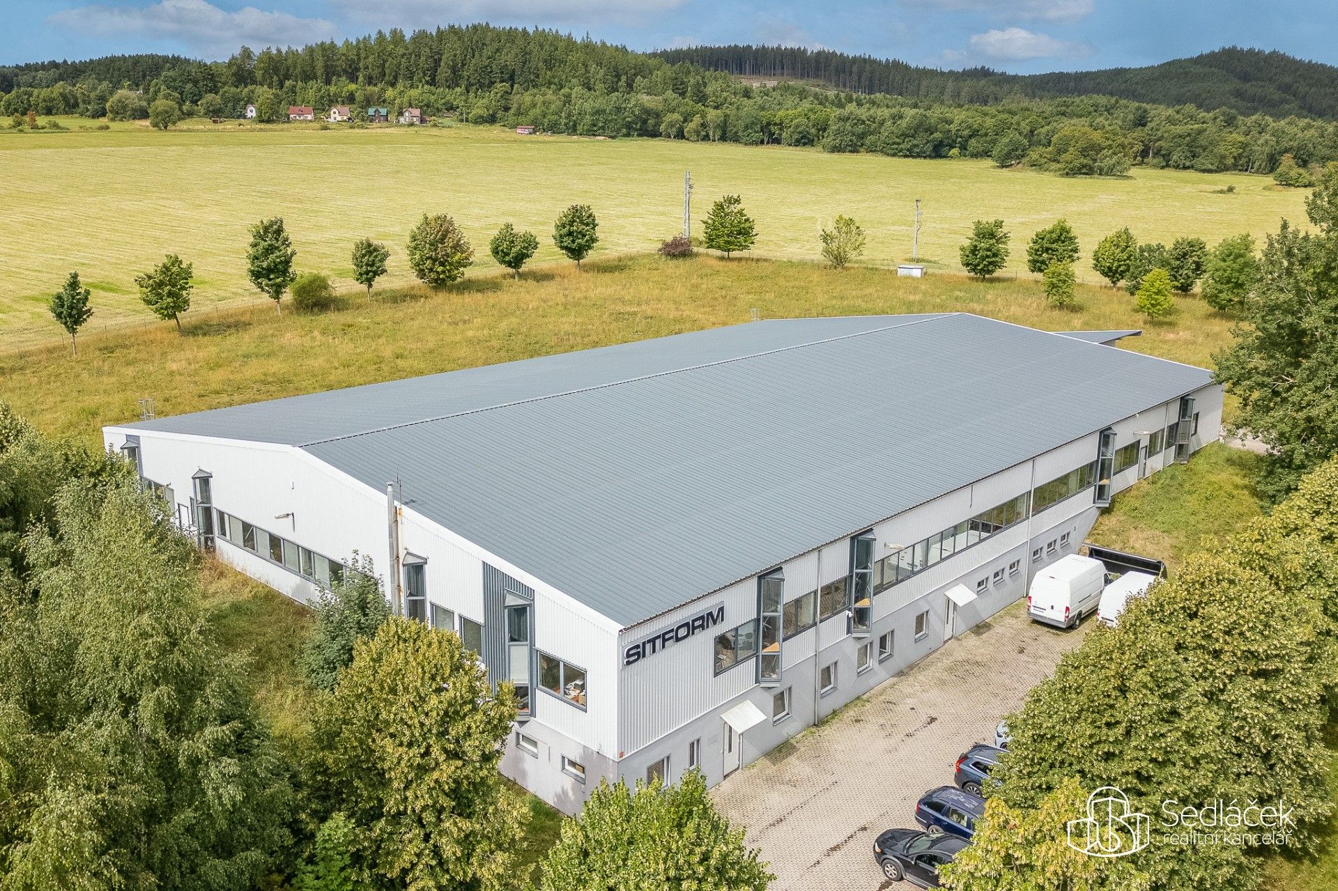 Výrobní prostory, Kladenská, Krásno, 3 089 m² - 1