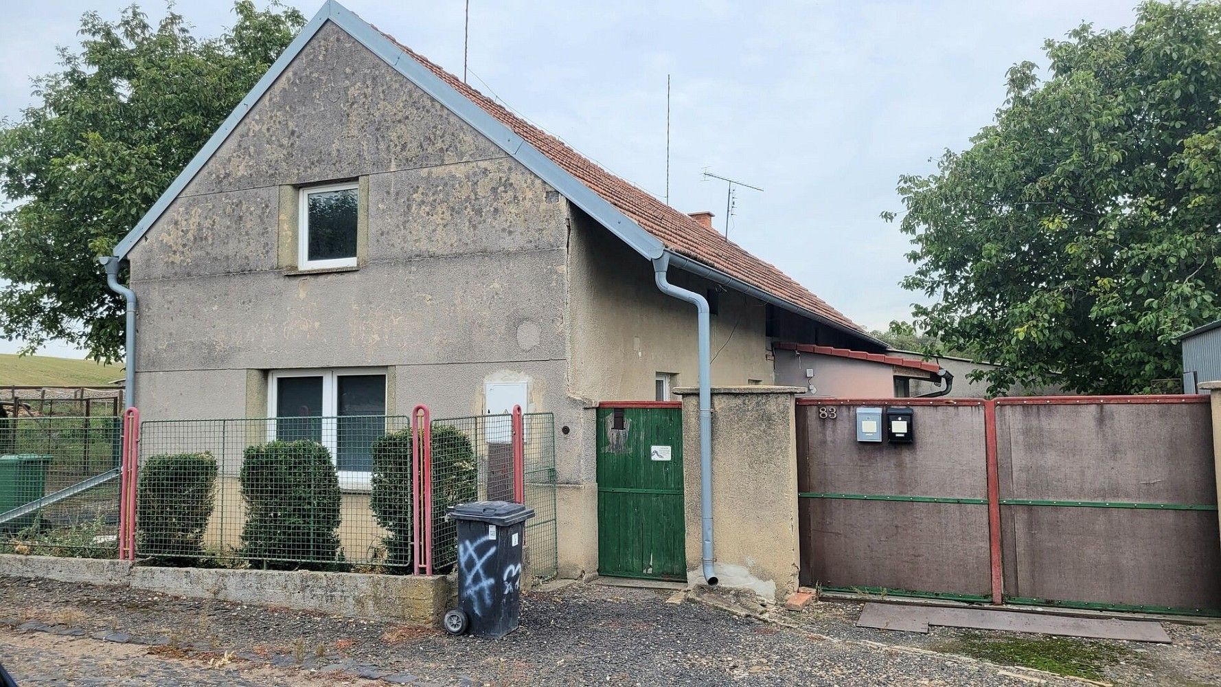 Rodinné domy, Ke dráze, Žabovřesky nad Ohří, okres Litoměřice, 200 m² - 1