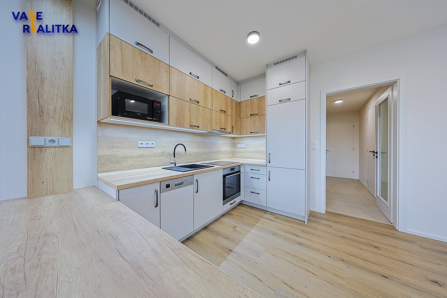 Pronájem byt 1+kk - Pod Nemocnicí, Hranice - Hranice I-Město, okres Přerov, 44 m² - 5