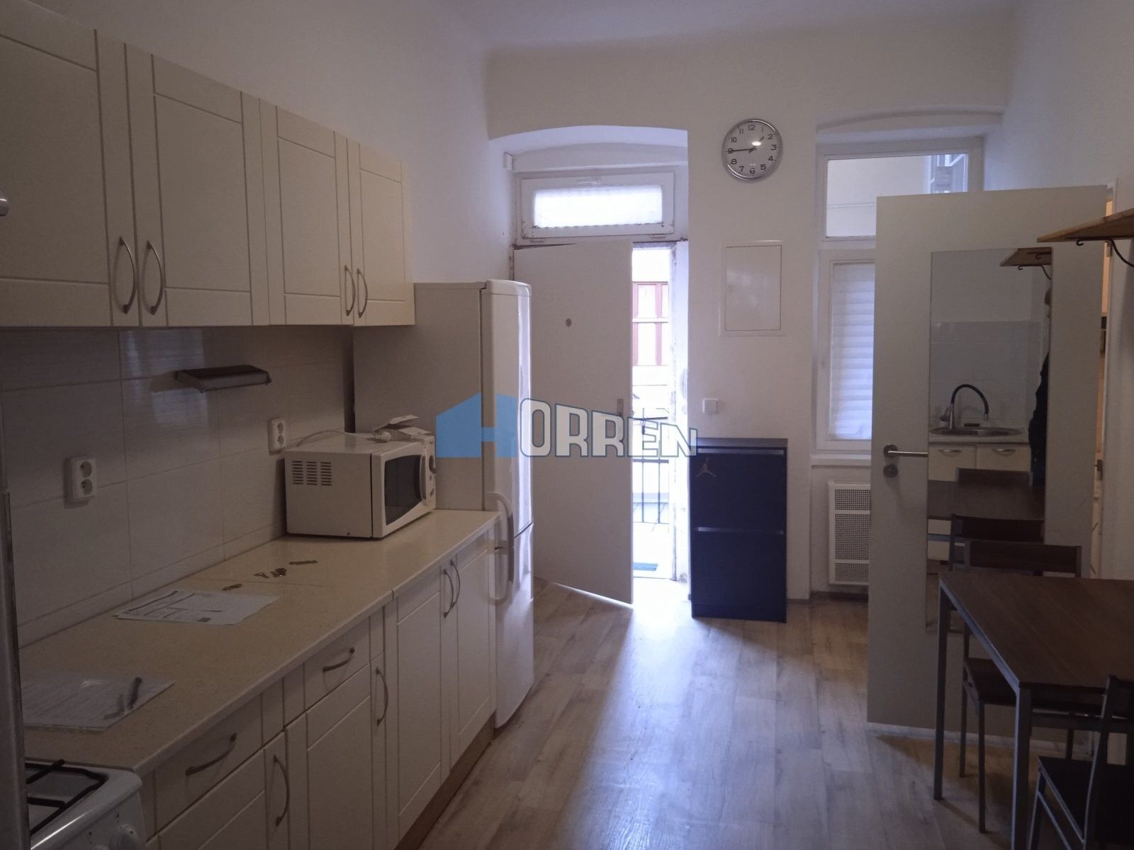 Pronájem byt 1+1 - Cimburkova 403, Praha, 35 m²