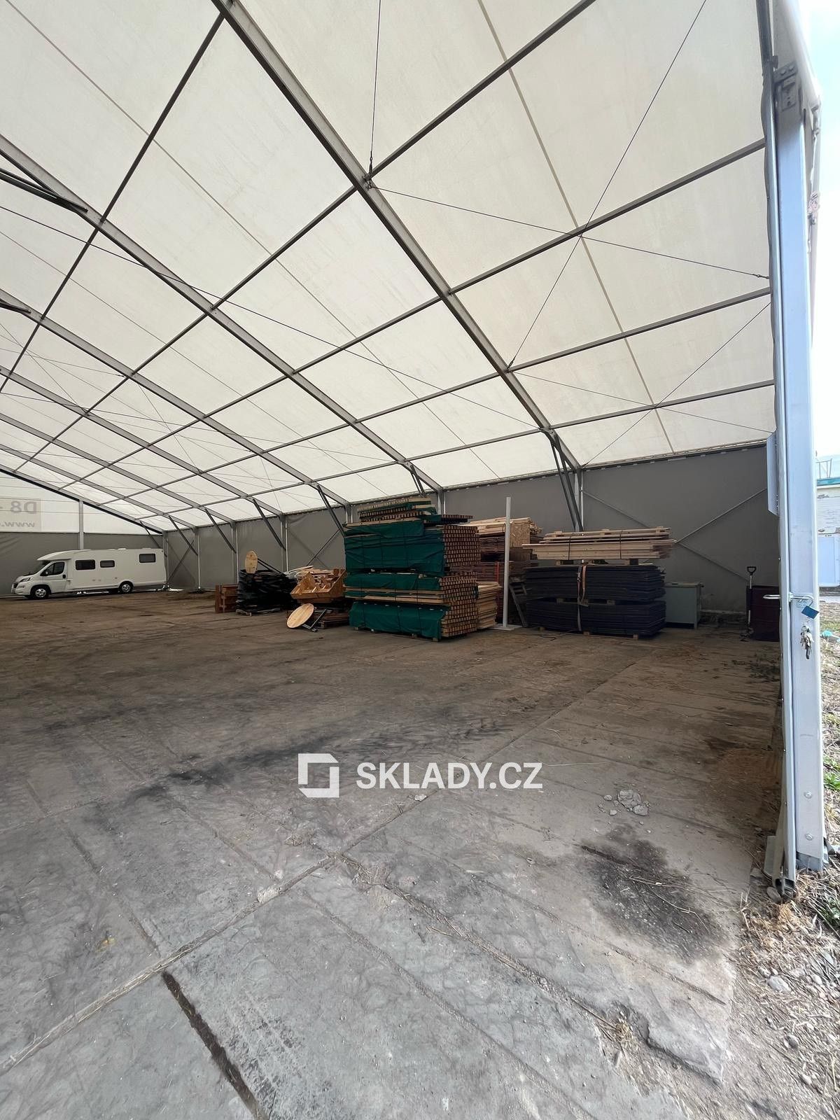 Sklad · 875 m² · Nelahozeves - 3