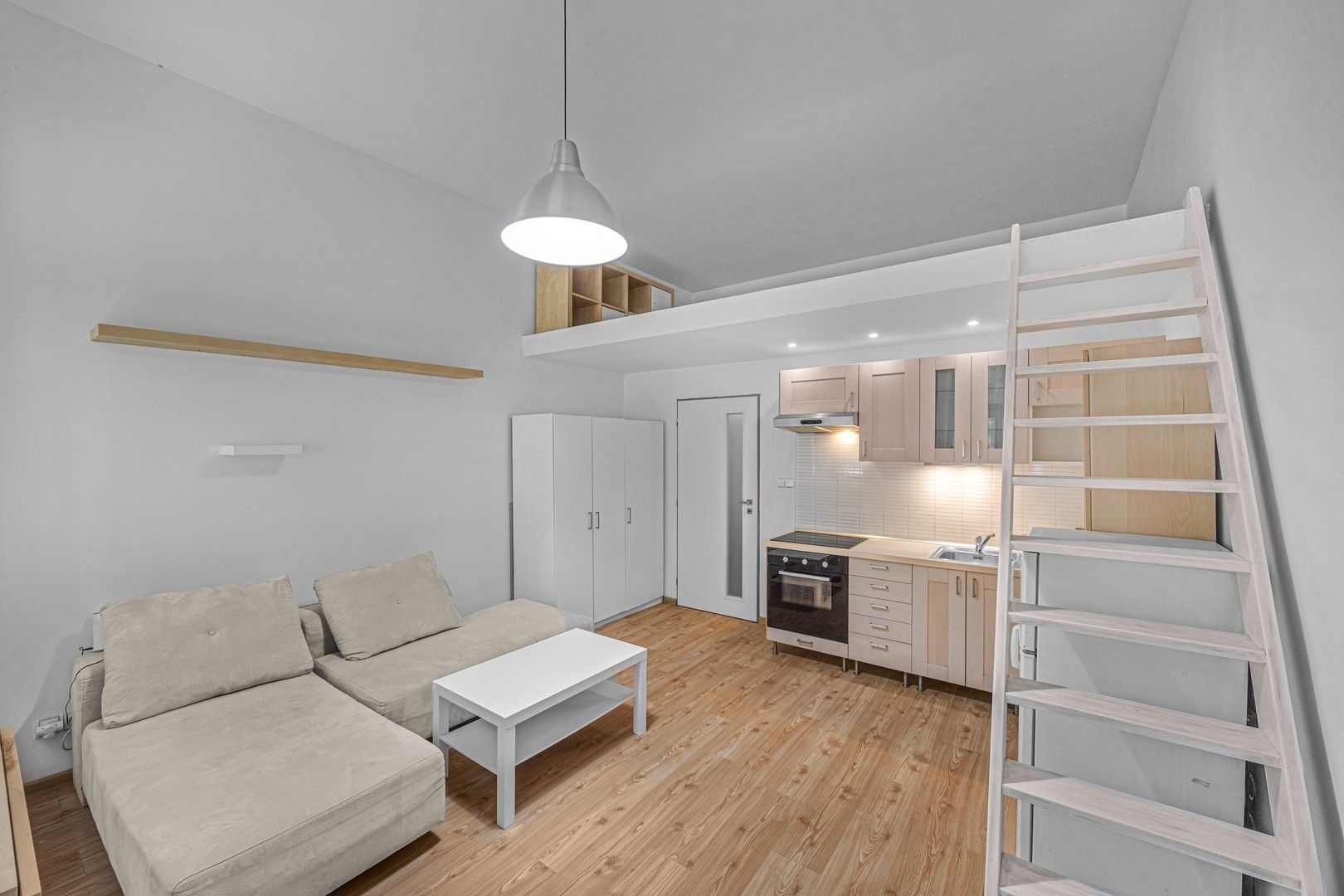 Pronájem byt 1+kk - Na Maninách, Praha - Holešovice, 31 m² - 5