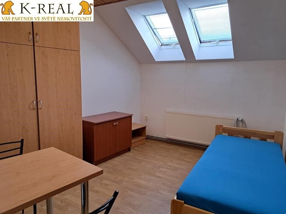 Pronájem byt - Velká Bíteš, 595 01