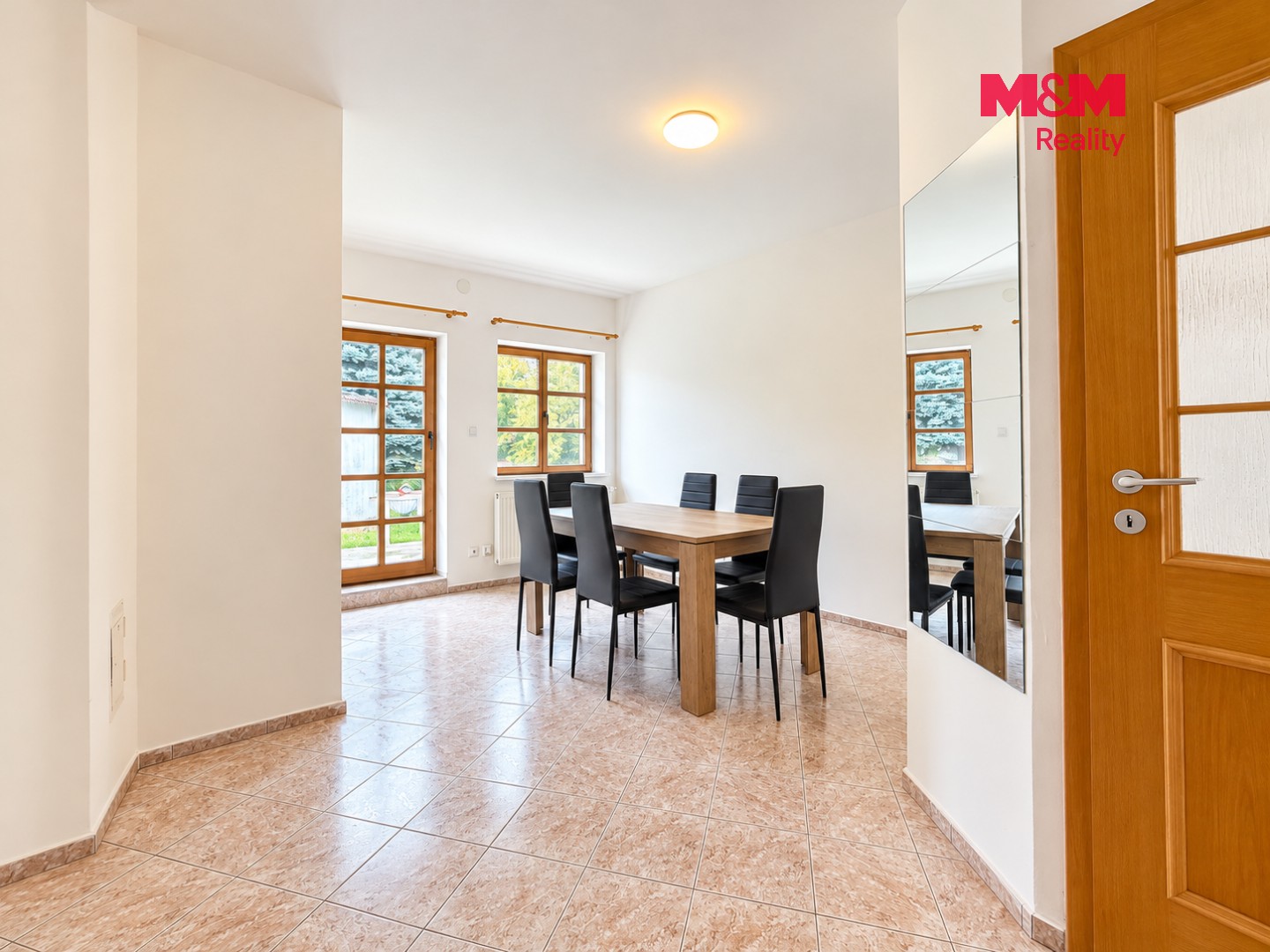 Pronájem byt 4+1 - Zlatá, 152 m² - 2