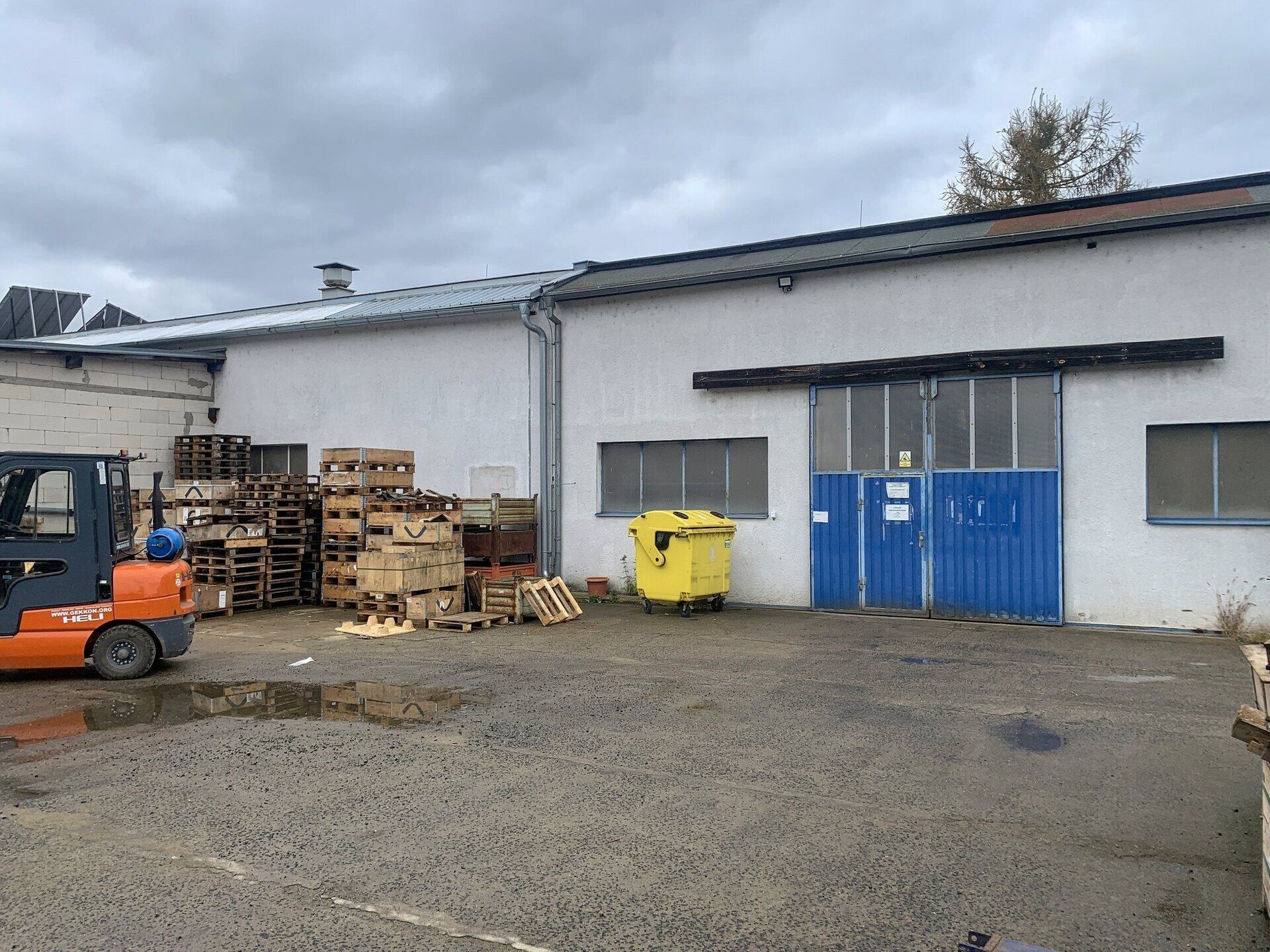 Sklady, U Tonasa, Ústí nad Labem, 1 m²