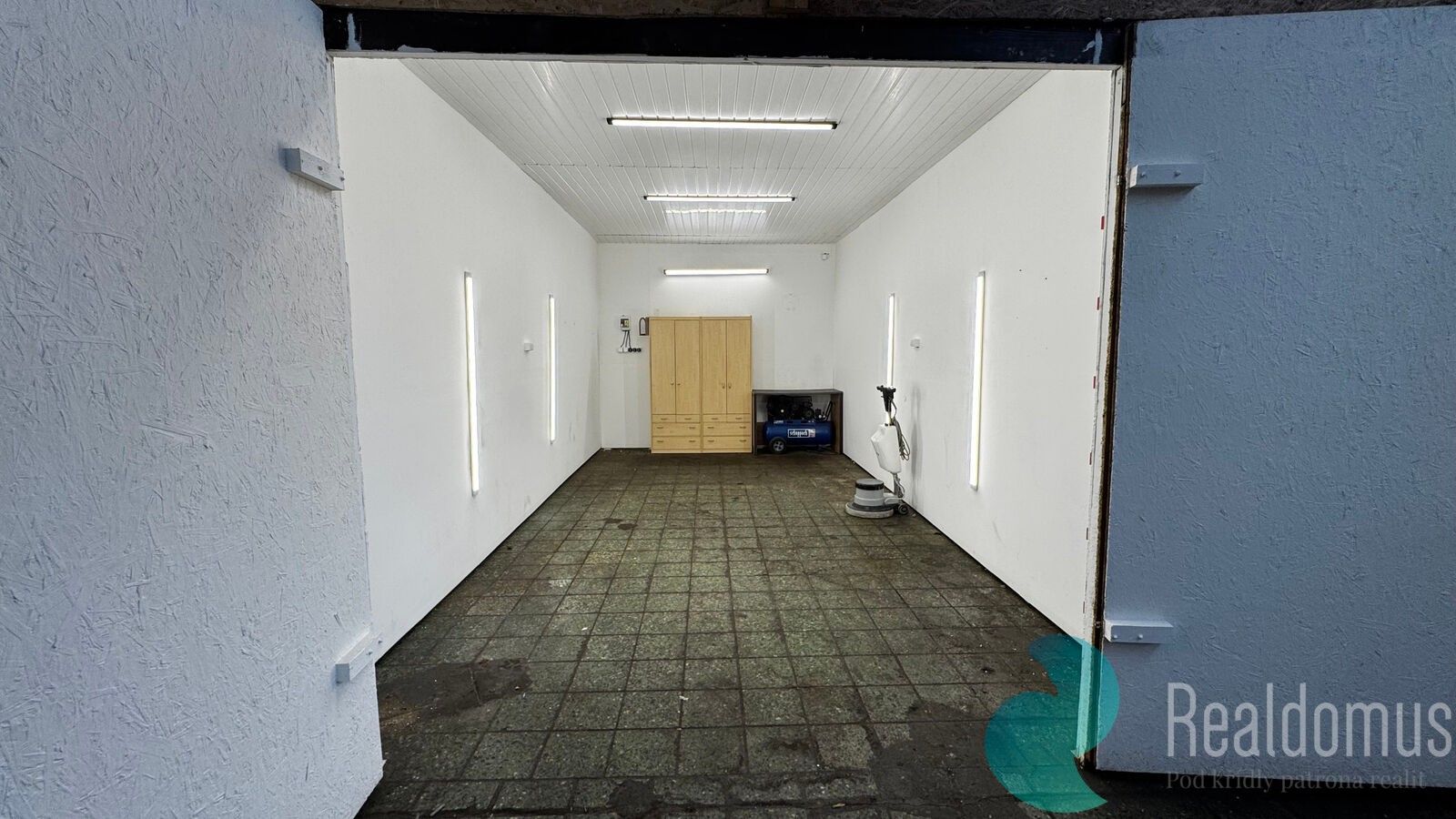 Garáž · 25 m² · Omlenická, Kaplice - 3