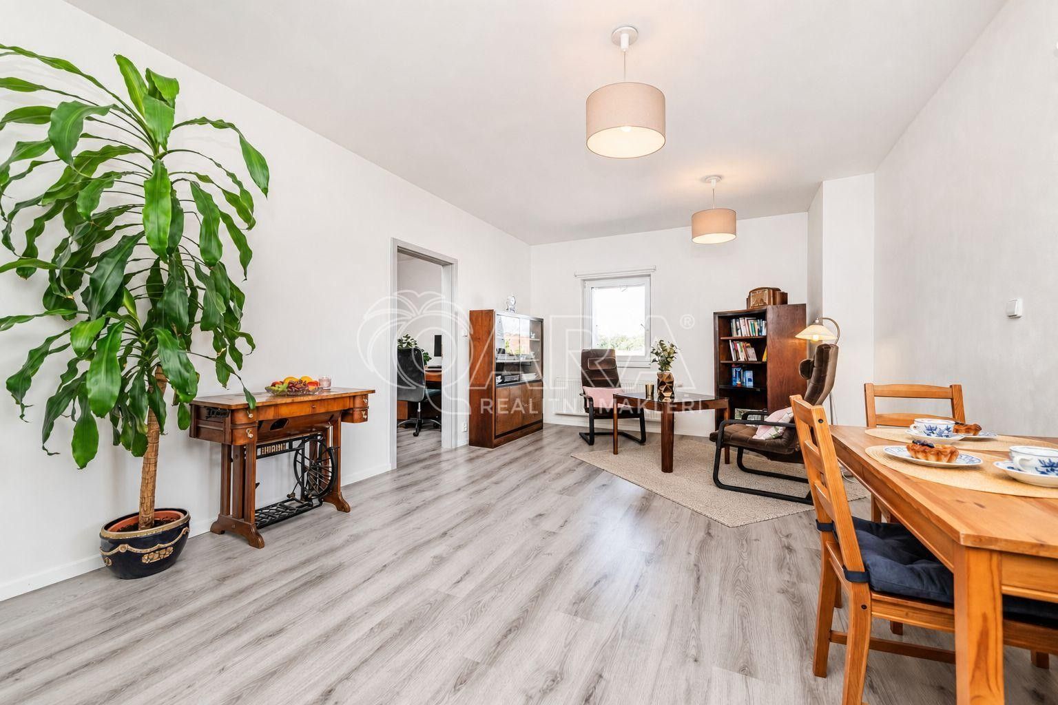 Prodej byt 2+kk - Čsl. armády  , Hostivice, 56 m² - 5