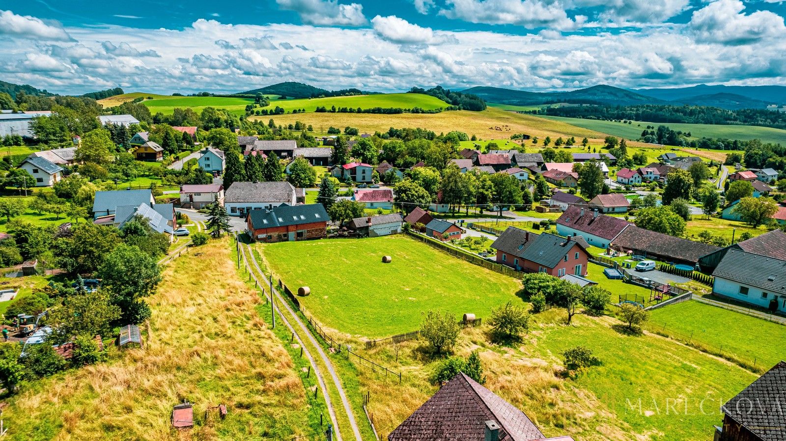 Pozemek pro bydlení, 1 309 m²