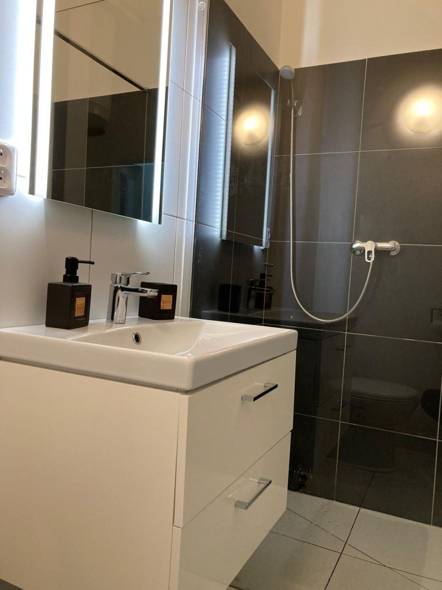 Byt · 35 m² · Ve Struhách, Praha - Bubeneč - 4
