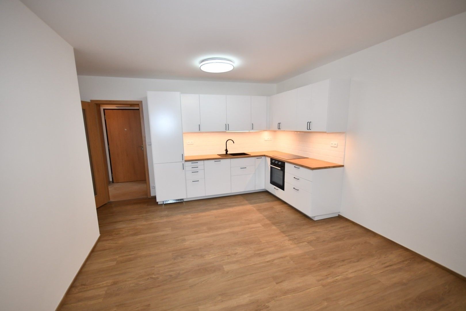 2+kk, Gollové, Praha - Hlubočepy, 58 m² - 1