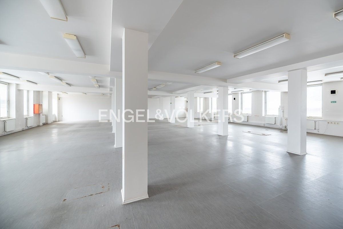 Sklad · 4 385 m² · Husova 2153, Hořice - 3