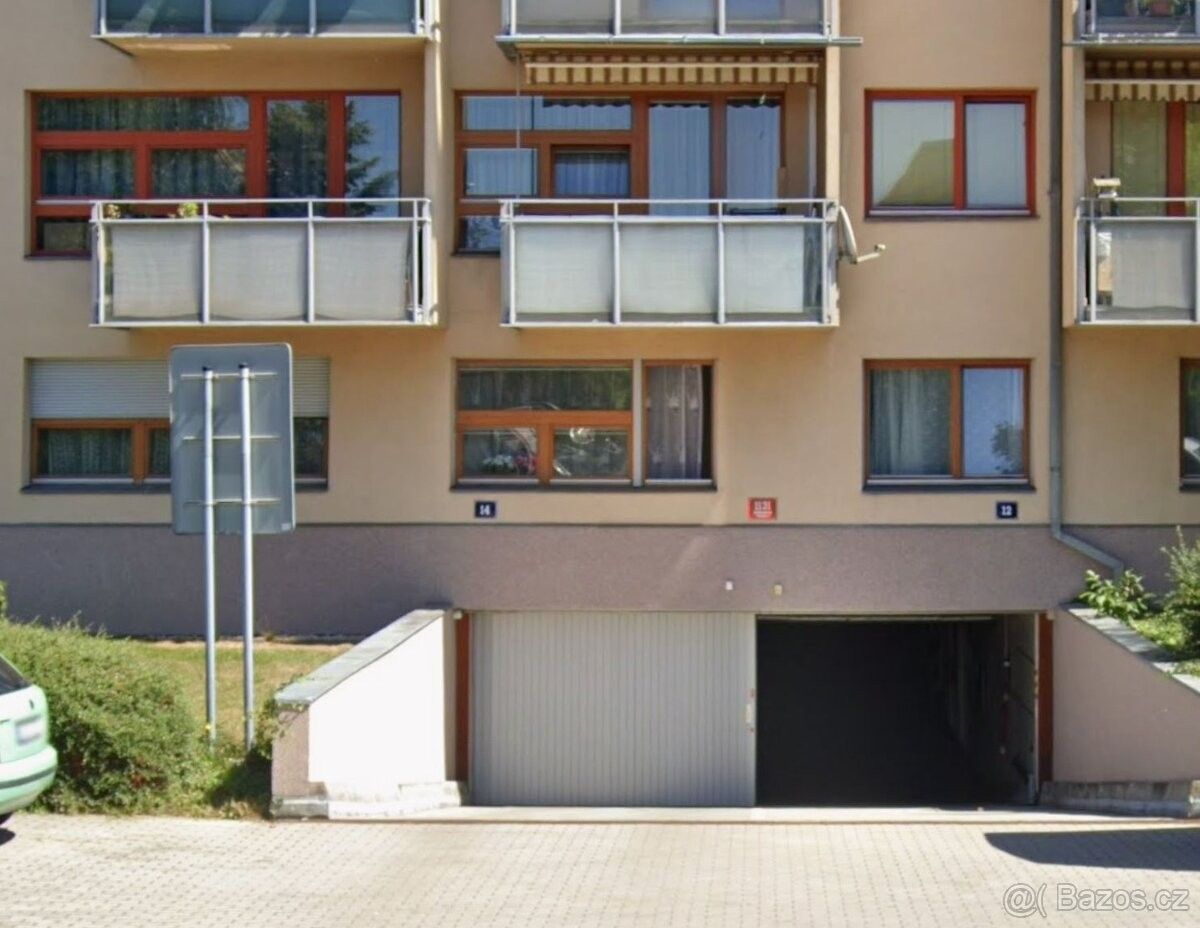 Pronájem garáž - Praha, 152 00