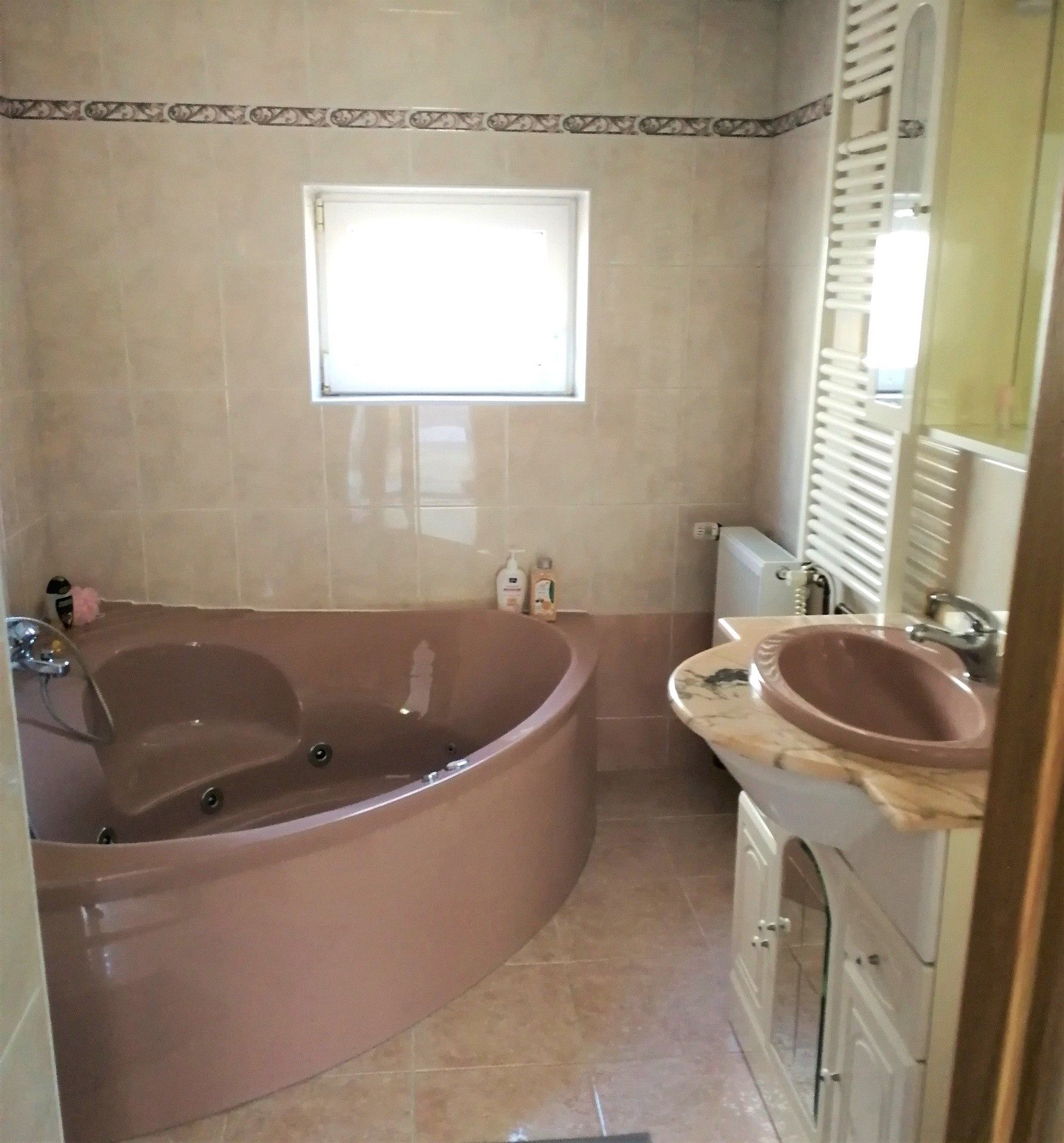 Pronájem rodinný dům - Kyje, Praha, 160 m²