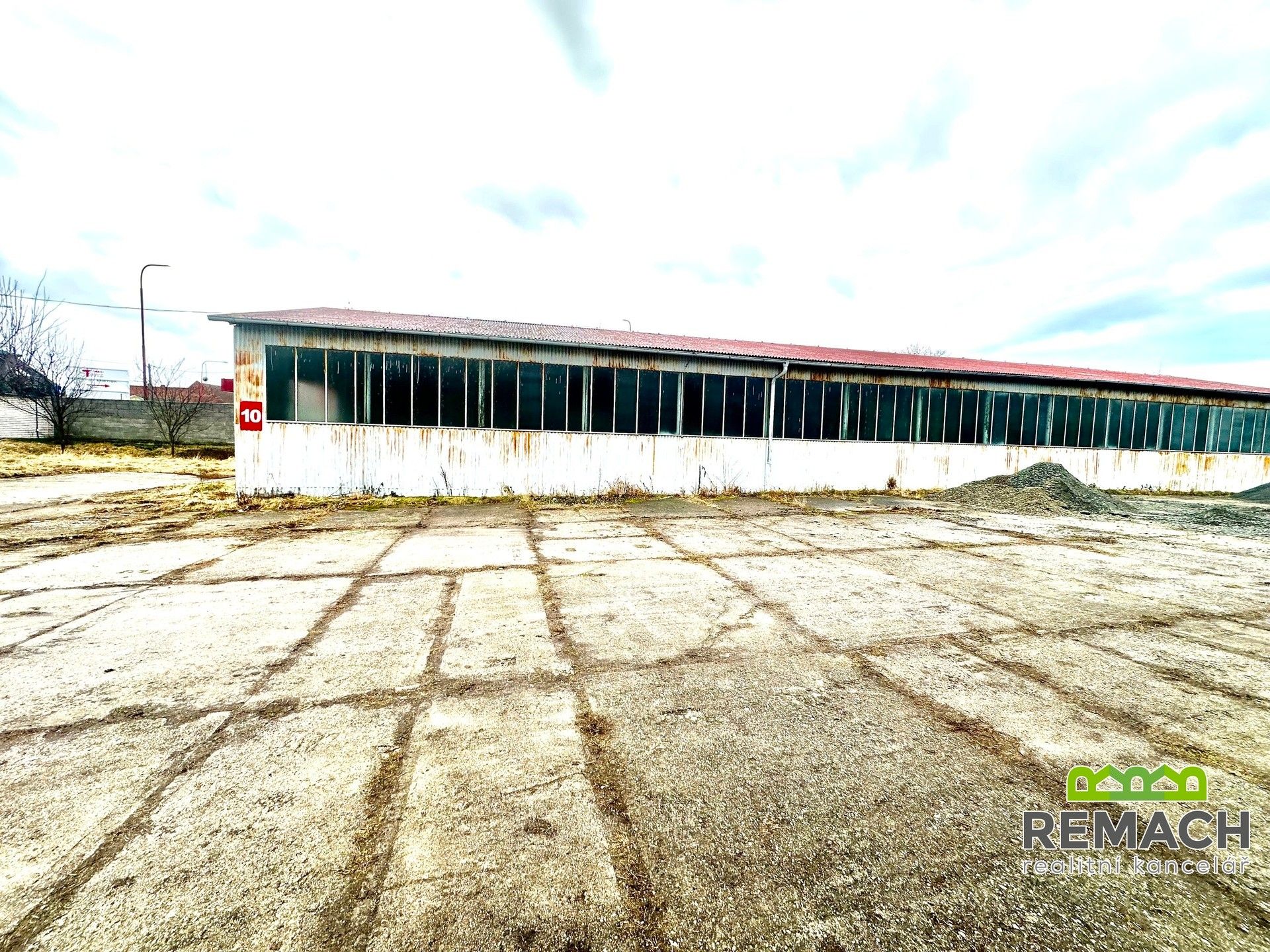 Sklady, Sokolovská, Uherské Hradiště, 660 m²