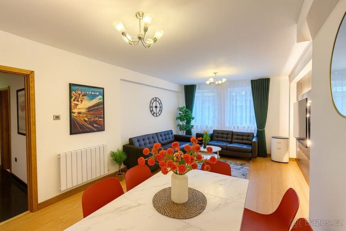 Pronájem byt - Praha, 162 00