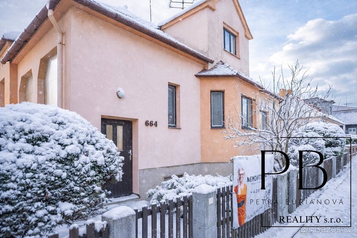 Rodinné domy, Hrušovany nad Jevišovkou, 671 67