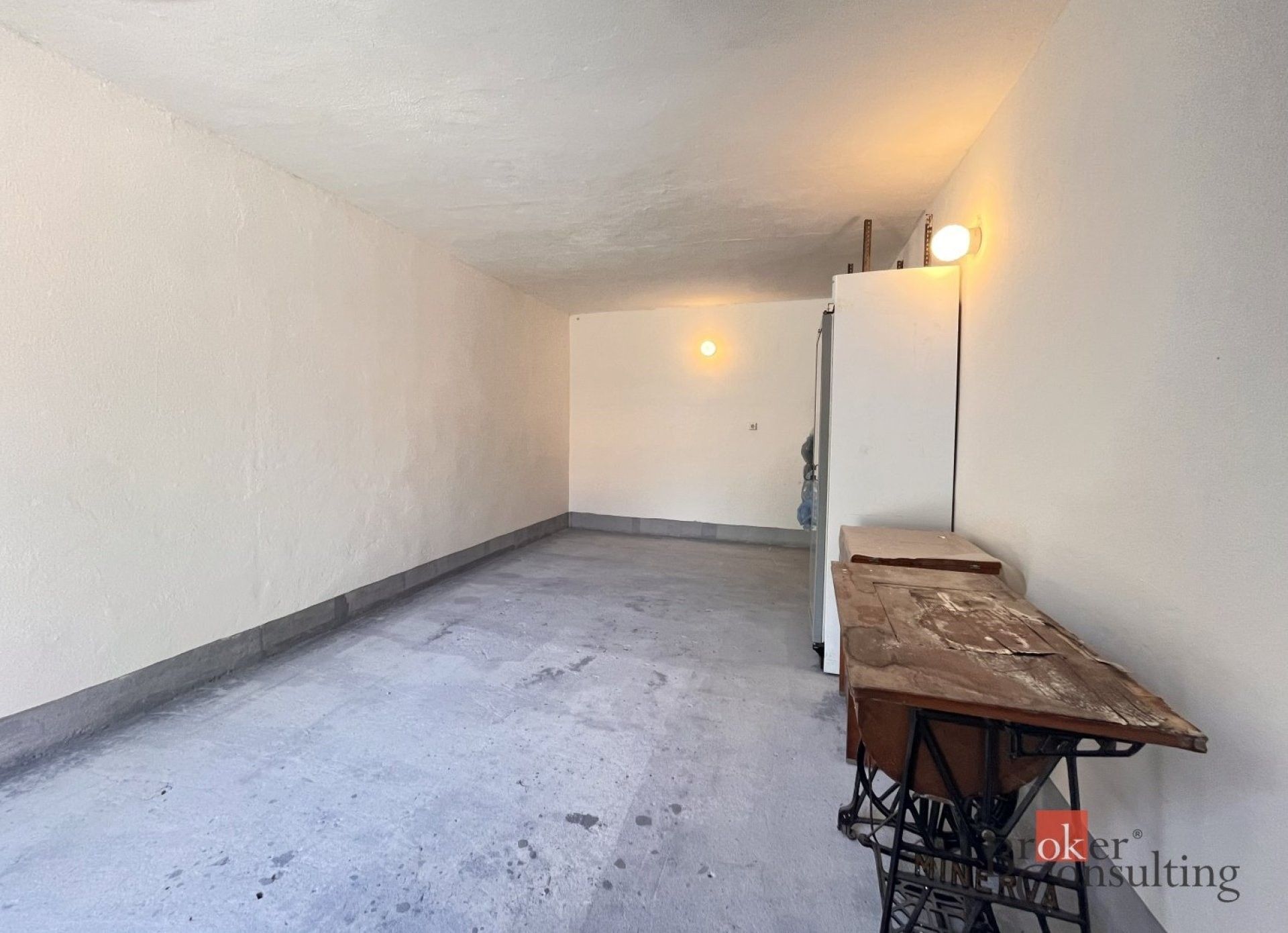 Garáže, Dolní Líštná, Třinec, 27 m² - 2
