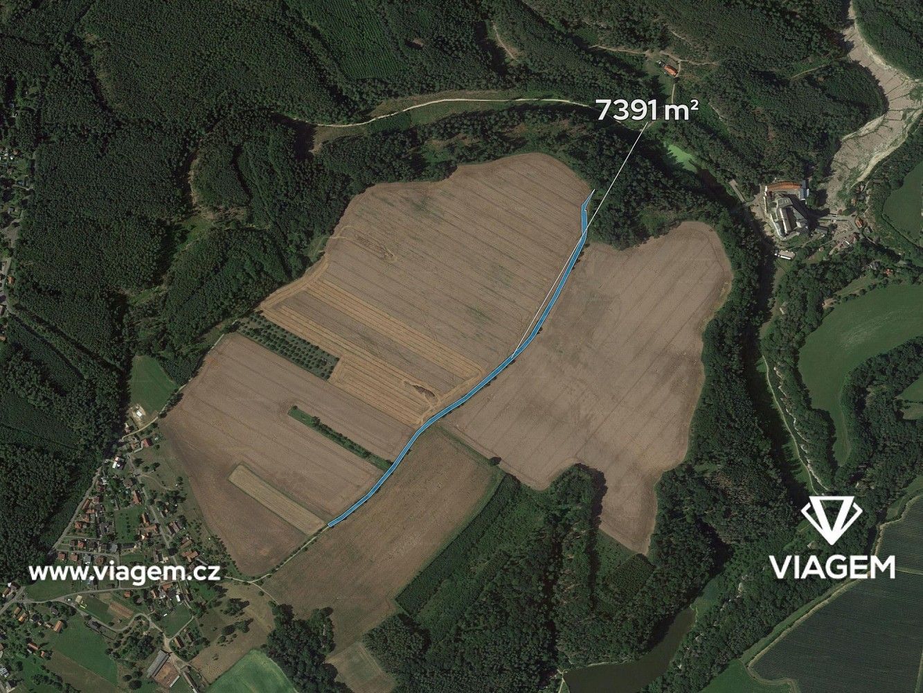Prodej zemědělský pozemek - Dobšín, okres Mladá Boleslav - 2