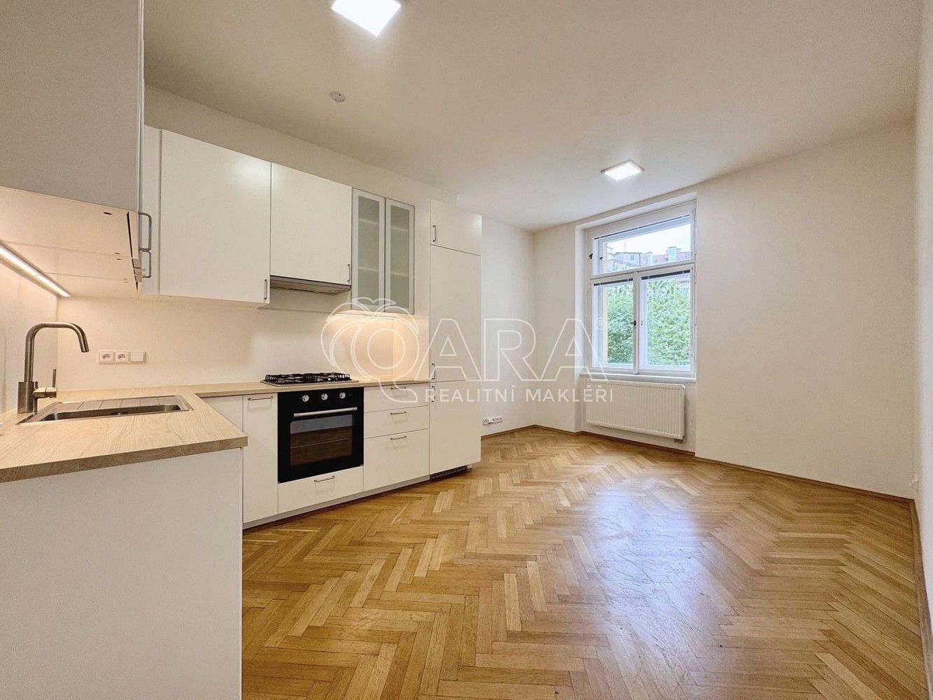 2+kk, Praha - Bubeneč, okres Praha 6, Hlavní město Praha, 41 m² - 1
