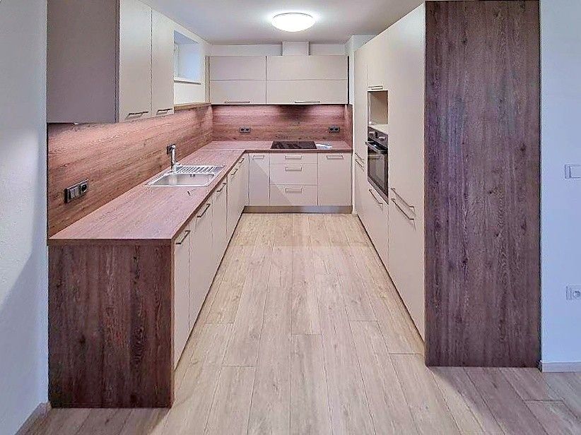 Pronájem byt - Velké Meziříčí, 594 01