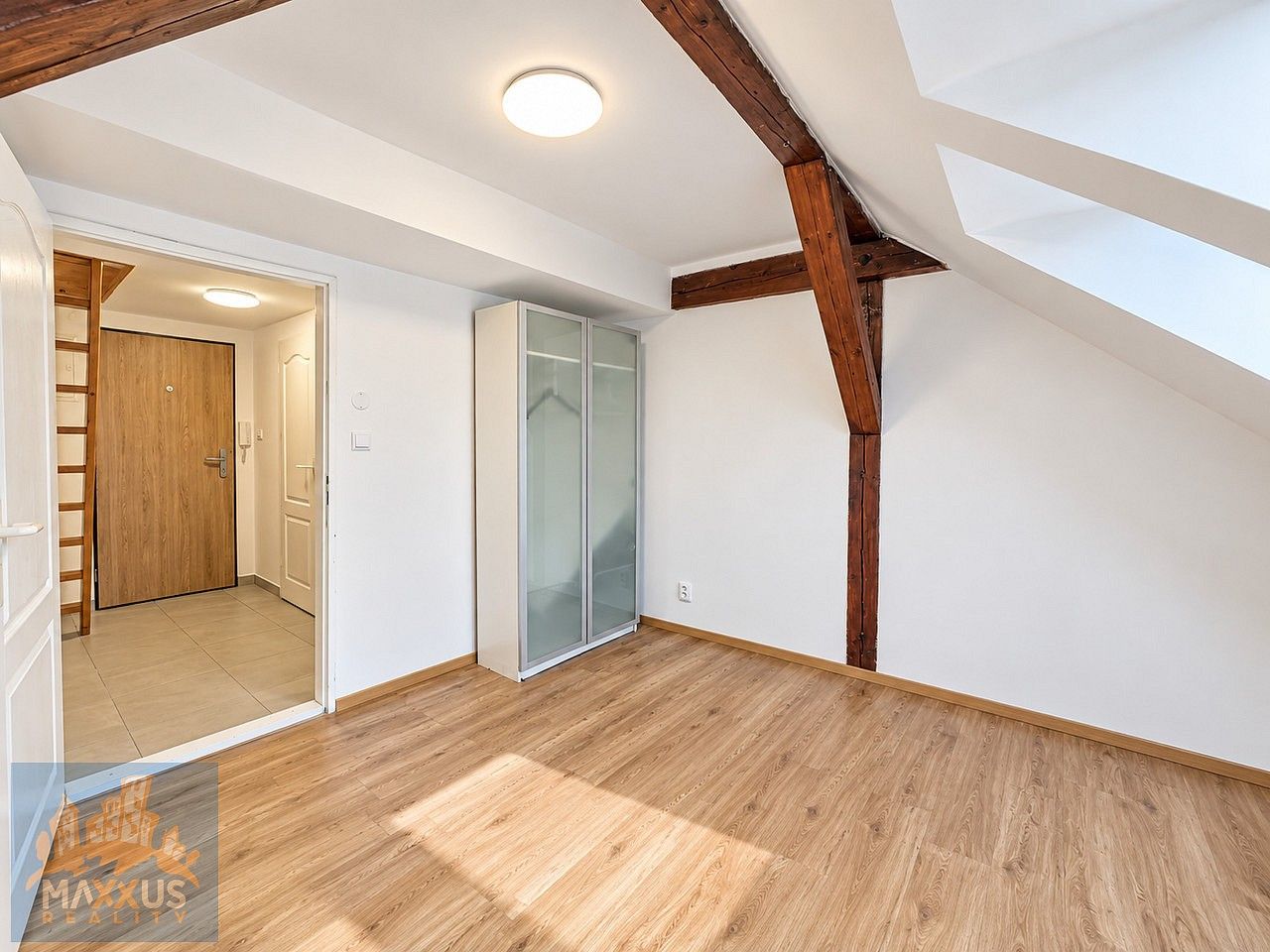 Byt 2+kk · 62 m² · Praha - Karlín, okres Praha 8, Hlavní město Praha - 4