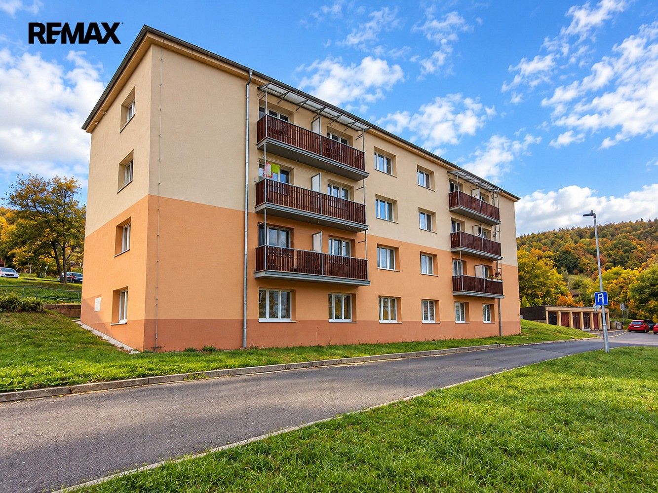 3+1, Májová, Meziboří, okres Most, 57 m² - 1