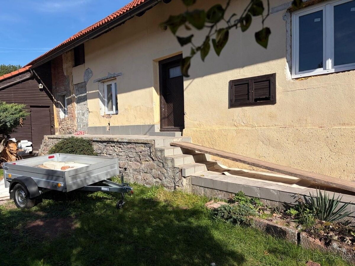 Rodinné domy, Kostelec nad Černými Lesy, 281 63 - 2
