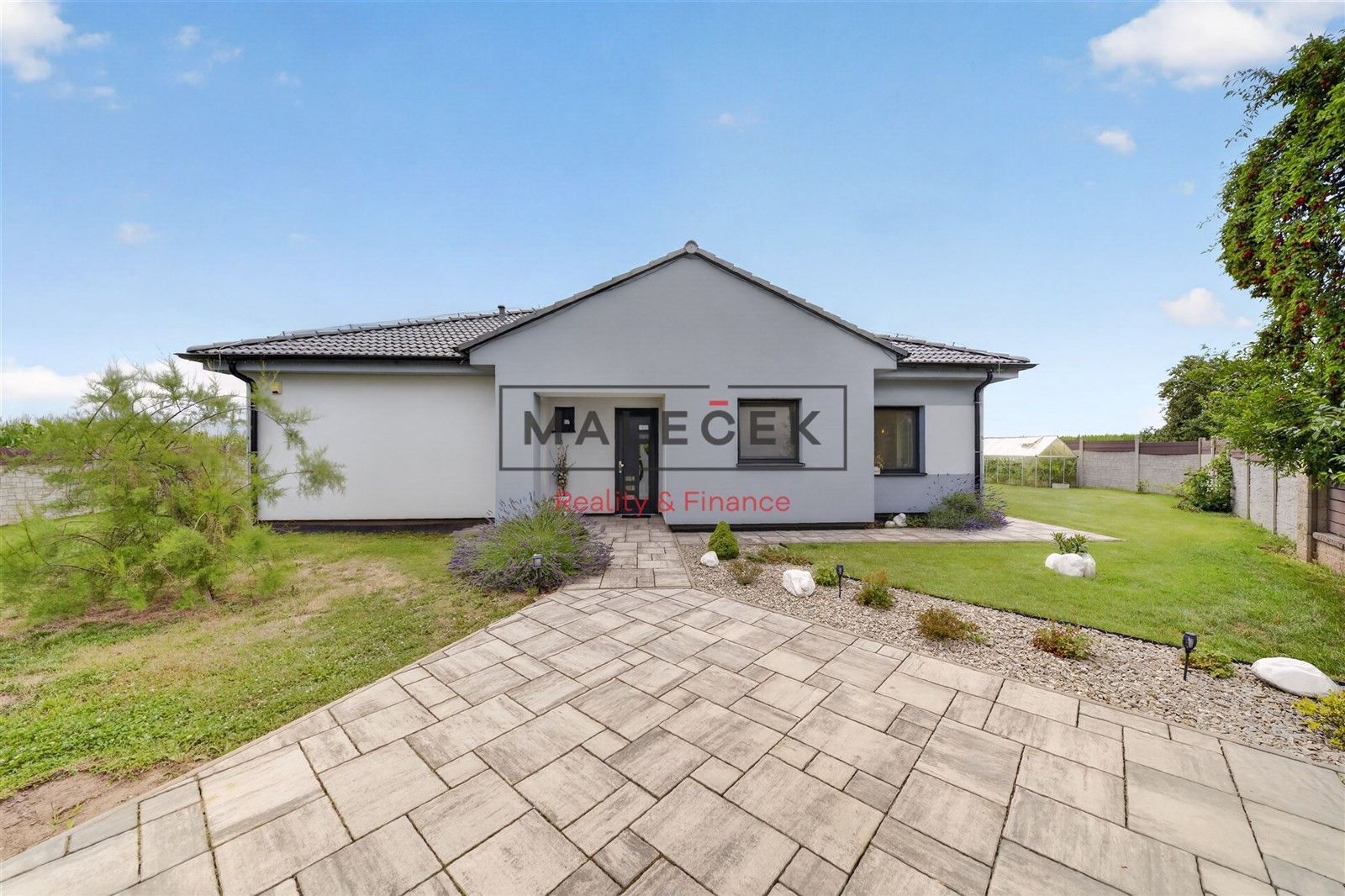 Prodej rodinný dům - Polní 499, Hostouň, 154 m² - 2