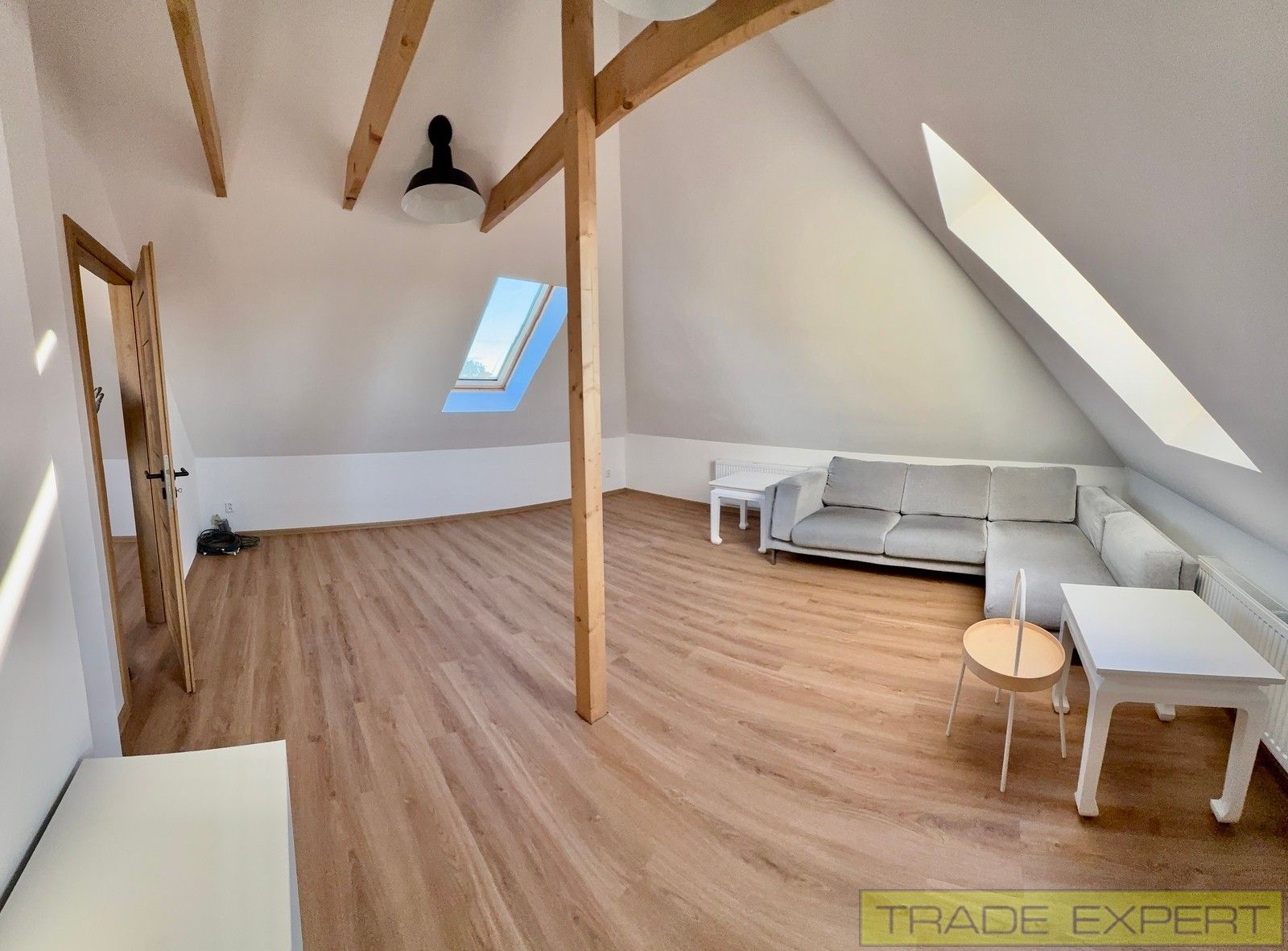 Prodej byt 2+kk - Otmíče, 81 m²