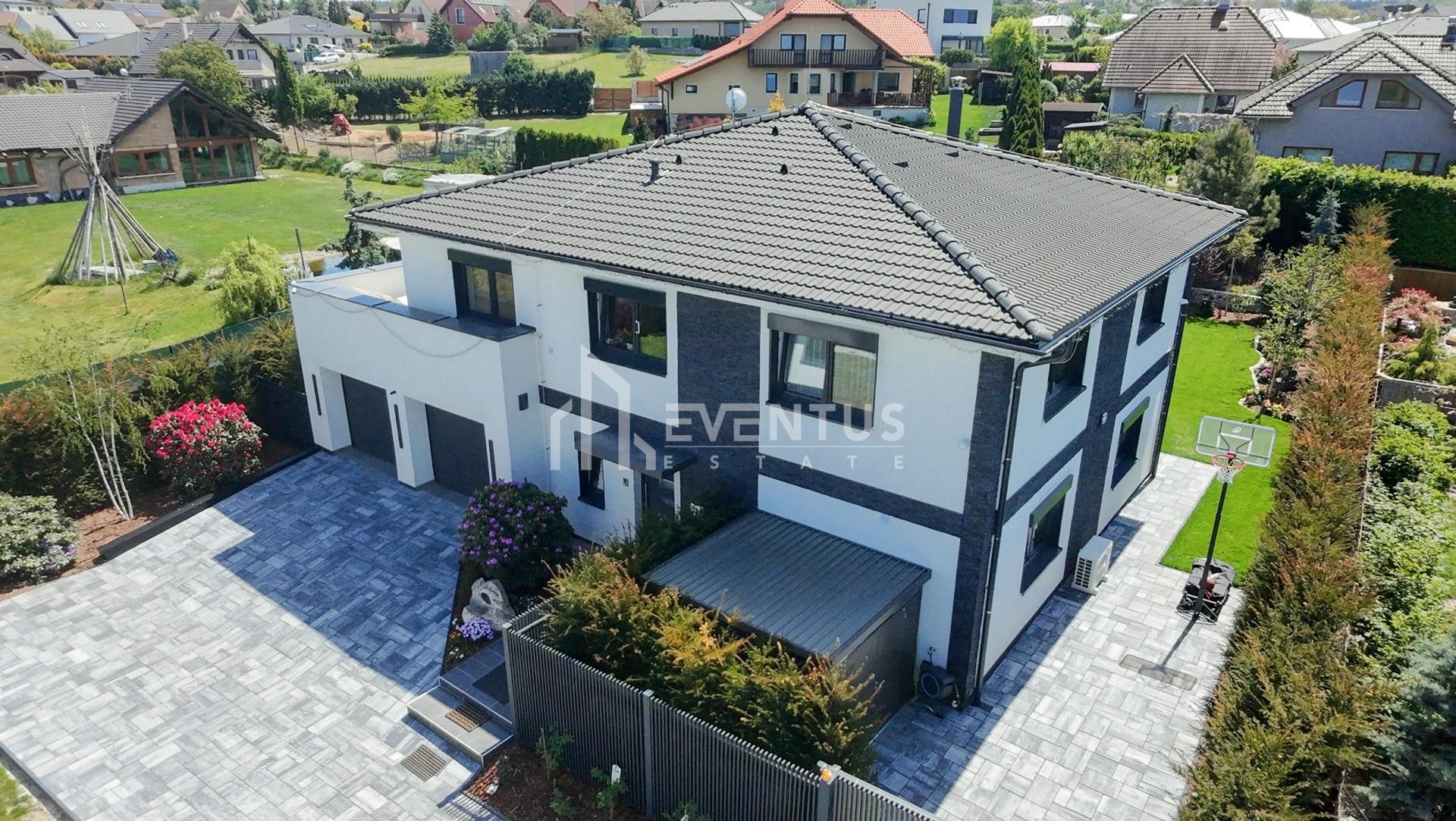 Rodinný dům · 307 m² · Na Lukách,Dolní Jirčany - 3