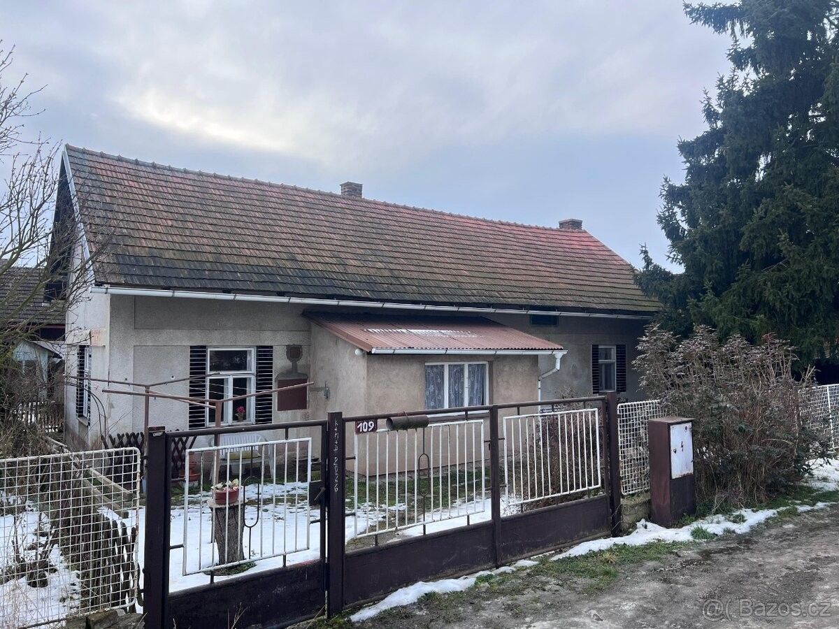 Rodinné domy, Lhota pod Libčany, 503 27