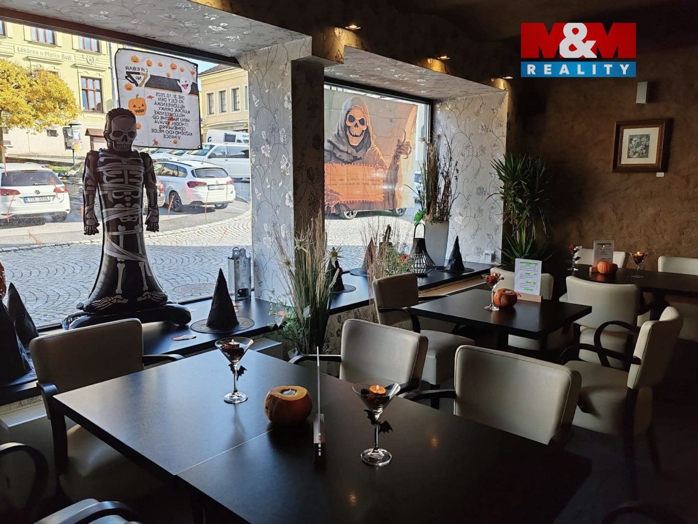 Restaurace · 210 m² · náměstí J. A. Komenského, Brušperk - 3