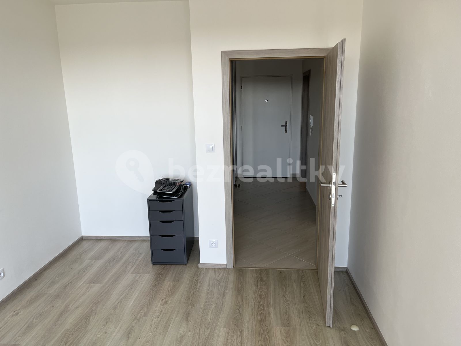 Byt 2+kk · 57 m² · Losenická, Praha - Uhříněves - 3
