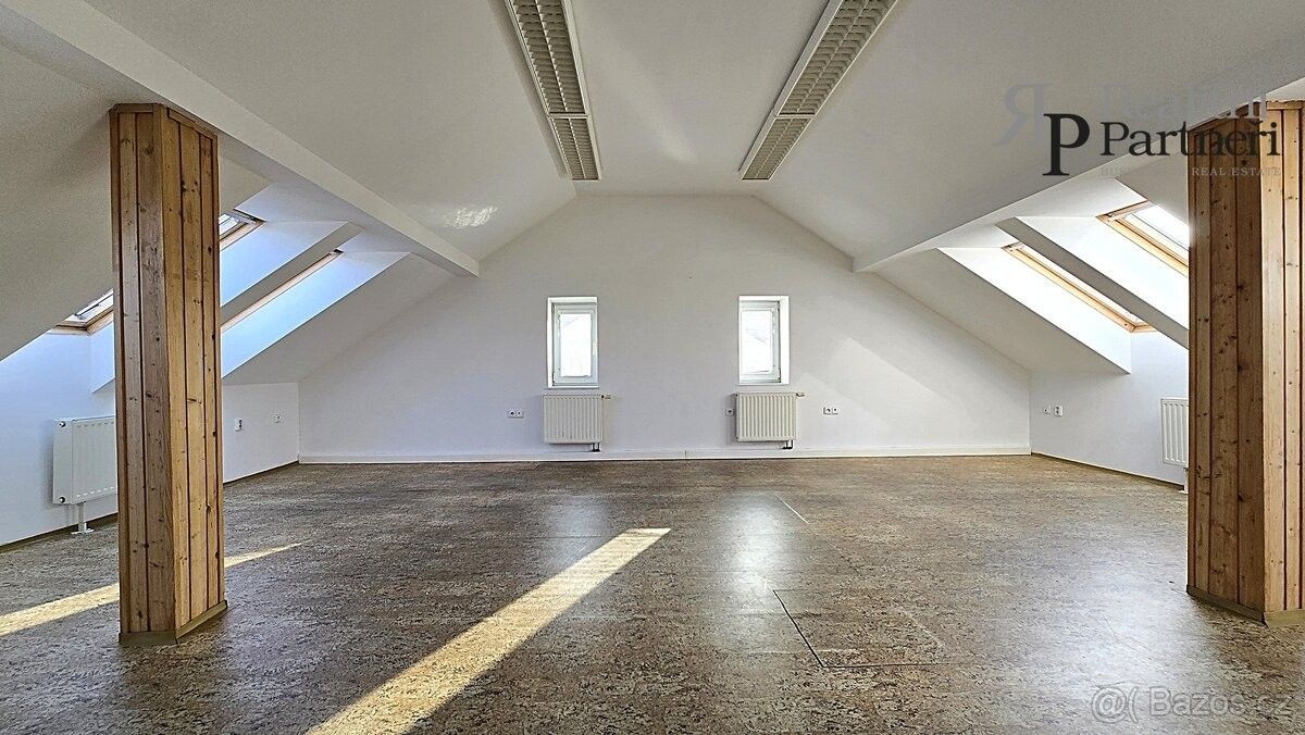 Kanceláře, Ostrava, 709 00 - 1