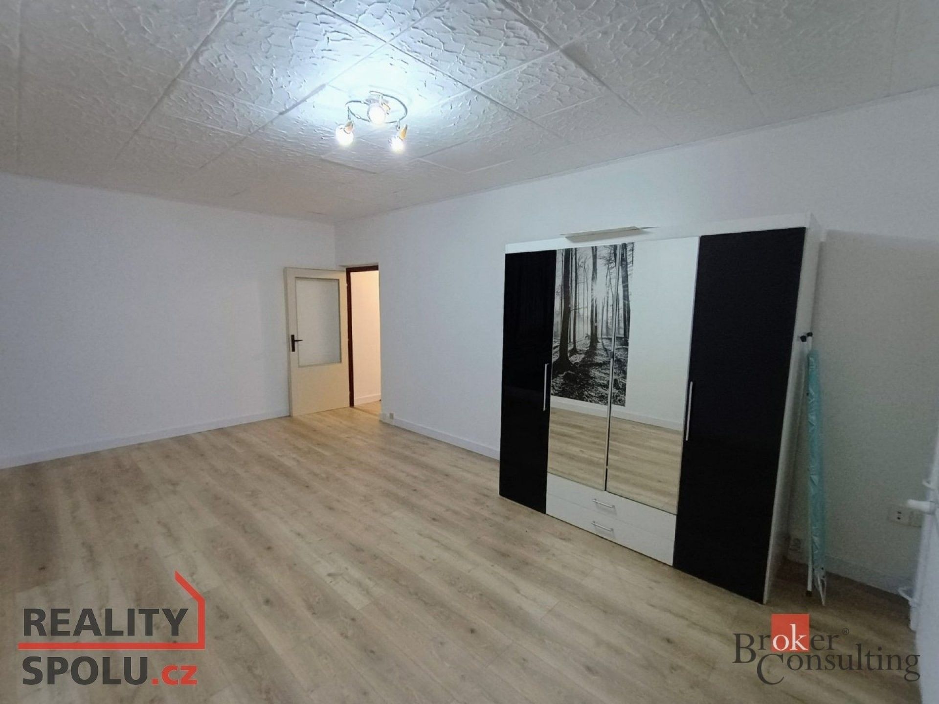 Pronájem byt 1+1 - Mládežnická, Jirkov, 39 m²