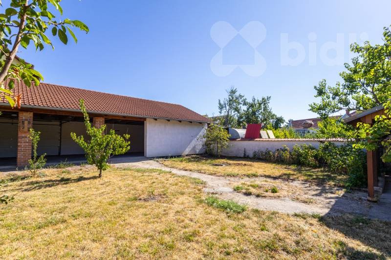 Garáž · 100 m² · Jiráskova, Mikulov - 3
