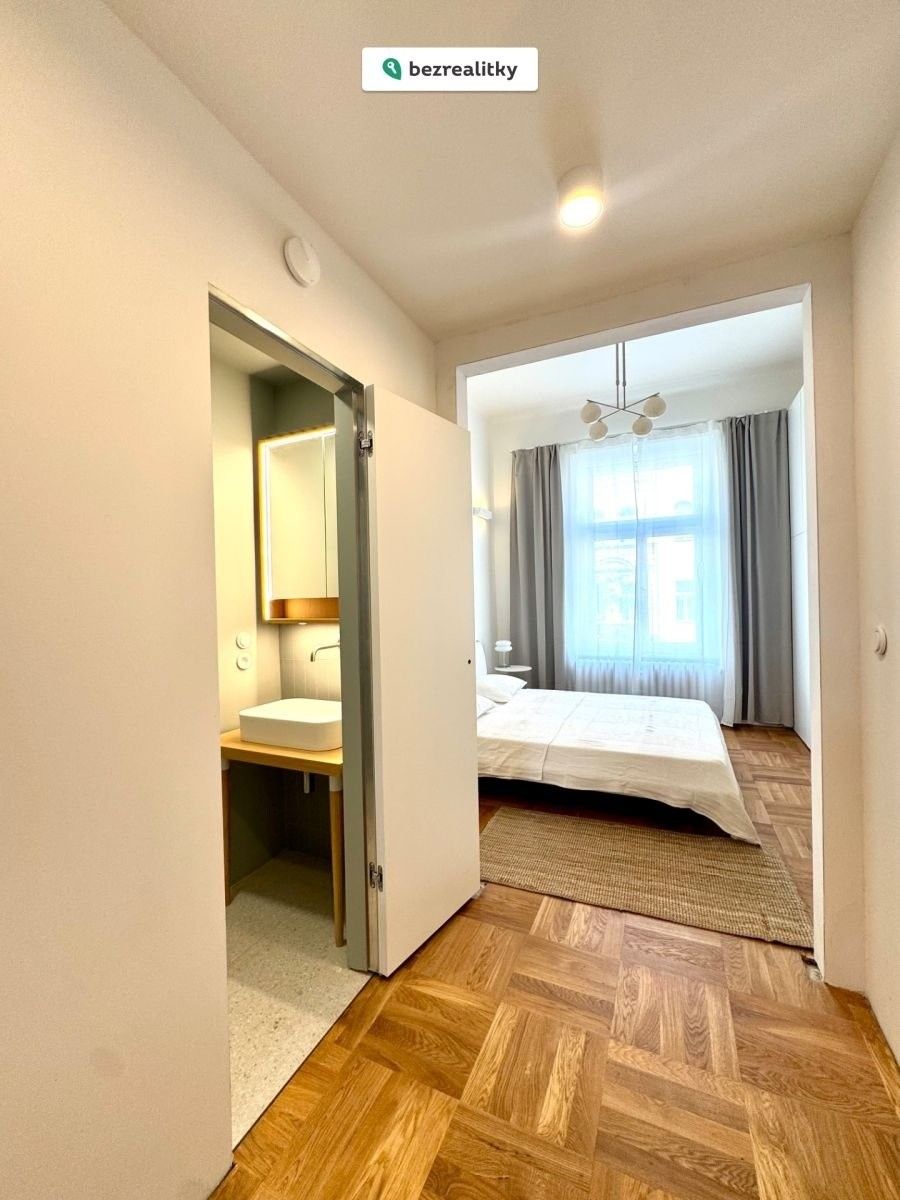 Pronájem byt 2+kk - Budečská, Praha, 46 m²