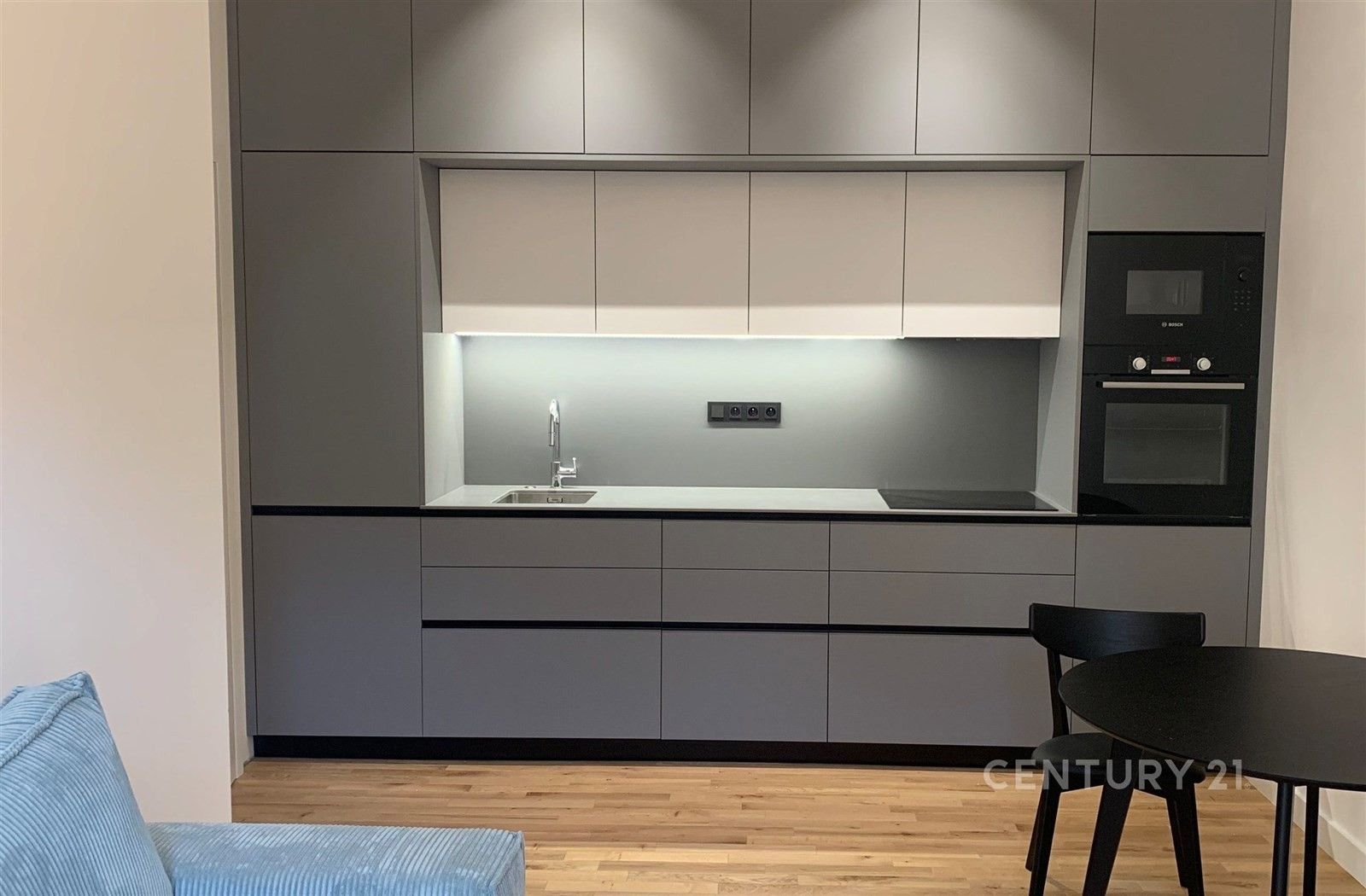 2+kk, Jaromírova, Praha, 51 m²