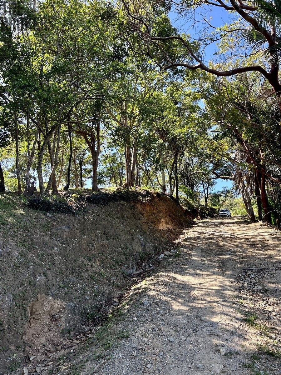 Prodej pozemek pro bydlení - 987 66, Zahraničí