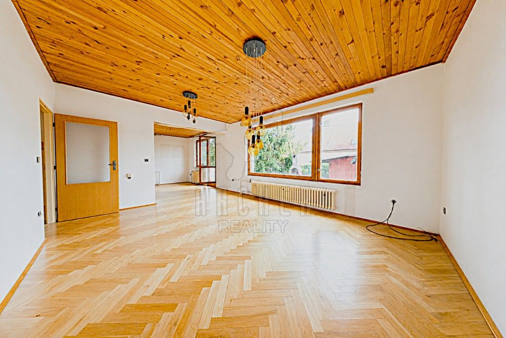 Rodinné domy, Ke Křížku, Hradec Králové Roudnička, 200 m² - 2