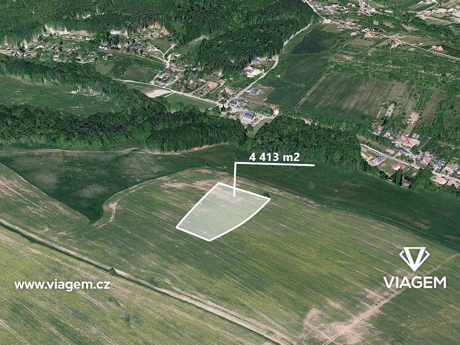 Zemědělské pozemky, Břestek, okres Uherské Hradiště, Zlínský kraj - 1