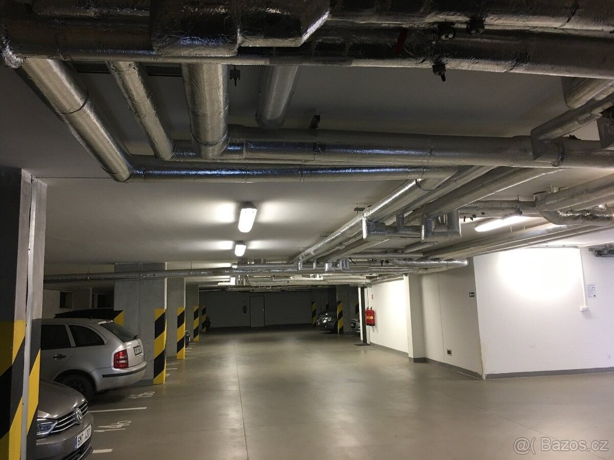 Garáže, Olomouc, 779 00