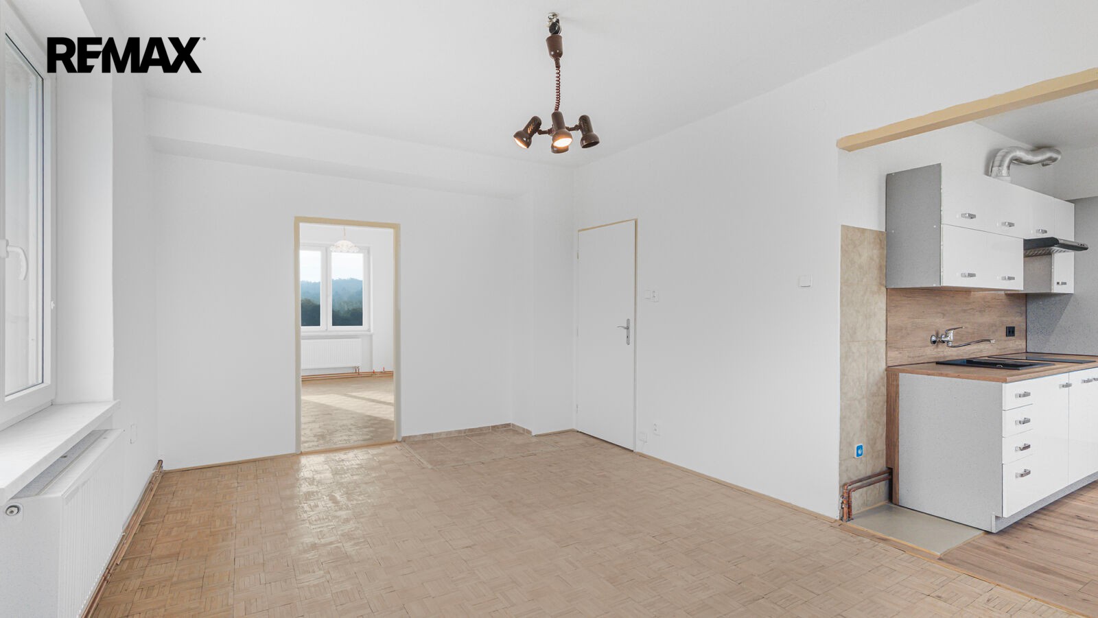 Prodej byt 2+kk - Petrohrad, 62 m² - 5